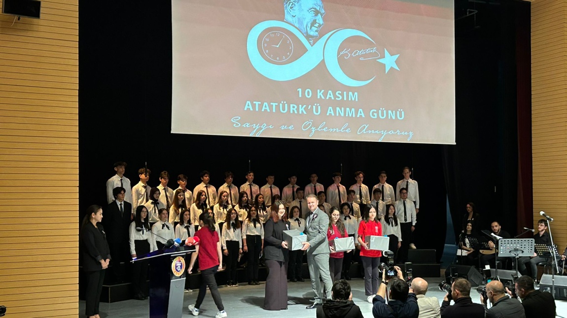 Atatürk Konulu Kompozisyon Yarışmasında Öğrencimiz İl Üçüncüsü Oldu